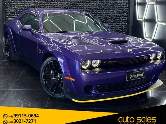 DODGE CHALLENGER 6.4 V8 HEMI GASOLINA R/T SCAT PACK TORQUEFLITE